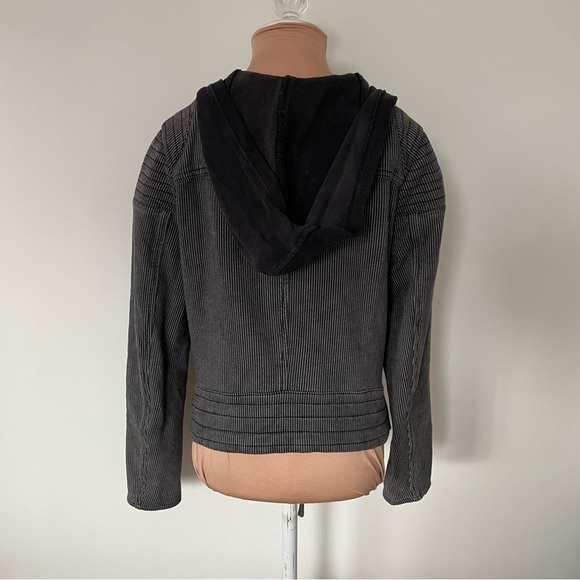 Free People Striped Knit Gray Cotton Pinstripe Hooded Moto Jacket EUC Size Small - Picture 6 of 11
